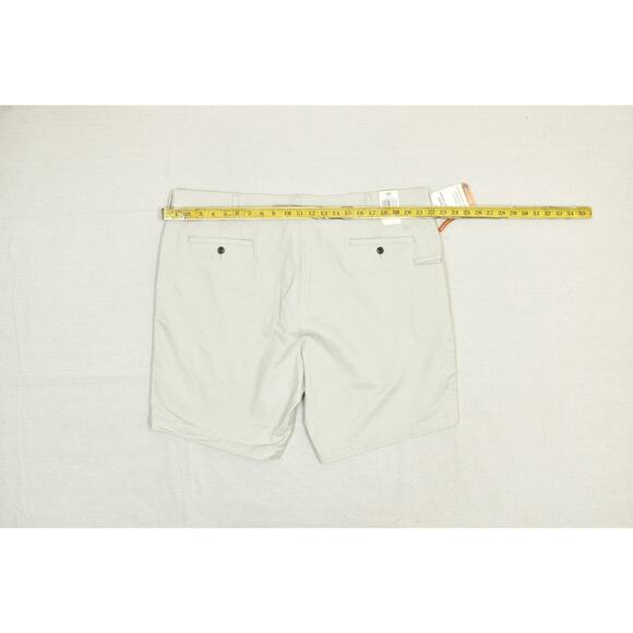 NEW Dockers Men's Perfect Short Classic Fit Stretch Khaki Shorts Size 44 - Picture 5 of 8